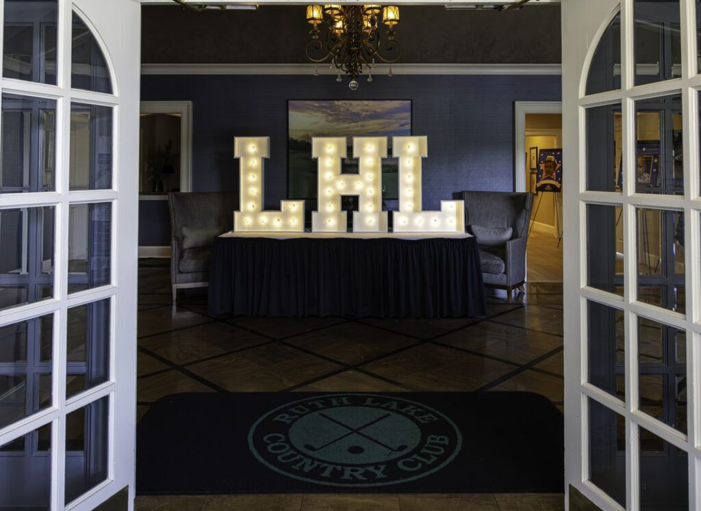 Picture of the lobby area with big LHL letters